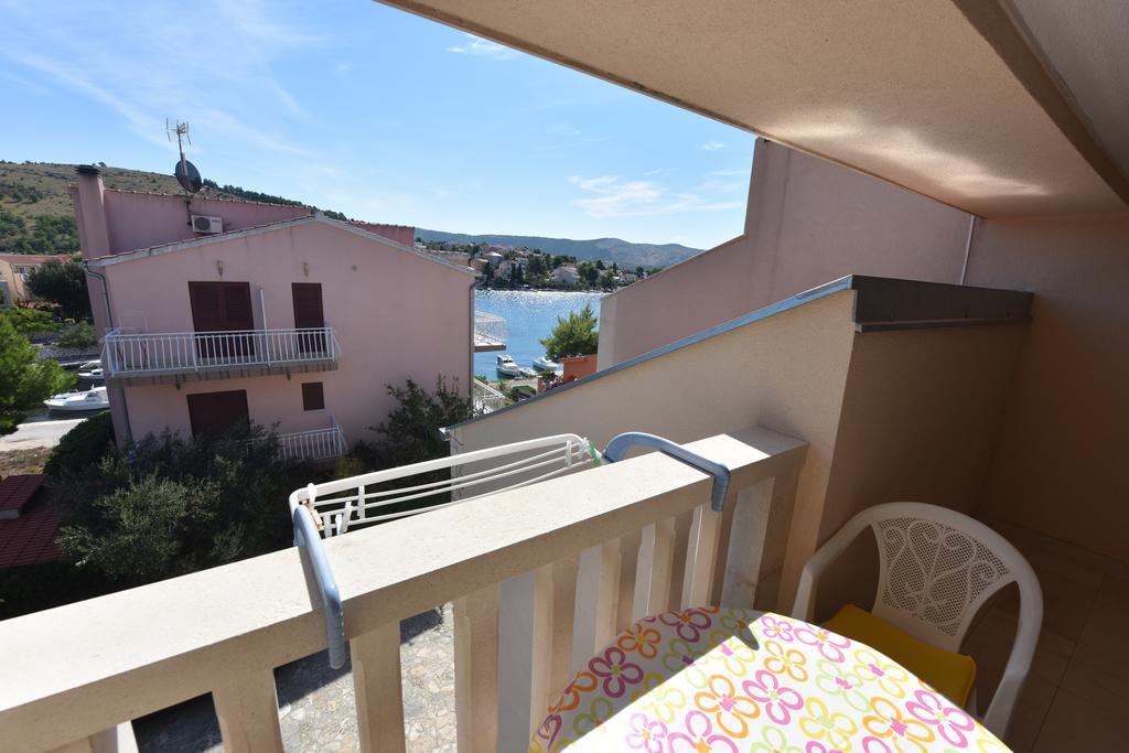Apartments Pralija Žaborić Eksteriør billede