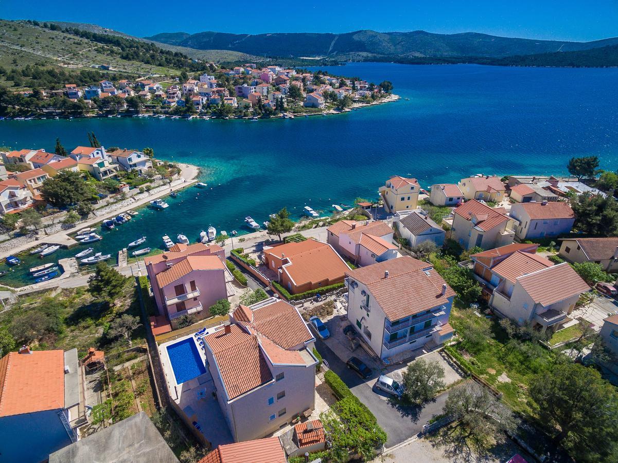 Apartments Pralija Žaborić Eksteriør billede