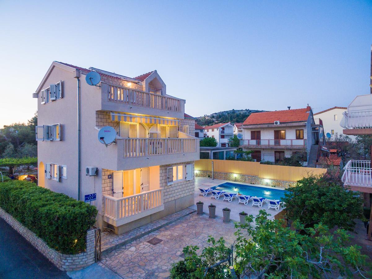 Apartments Pralija Žaborić Eksteriør billede