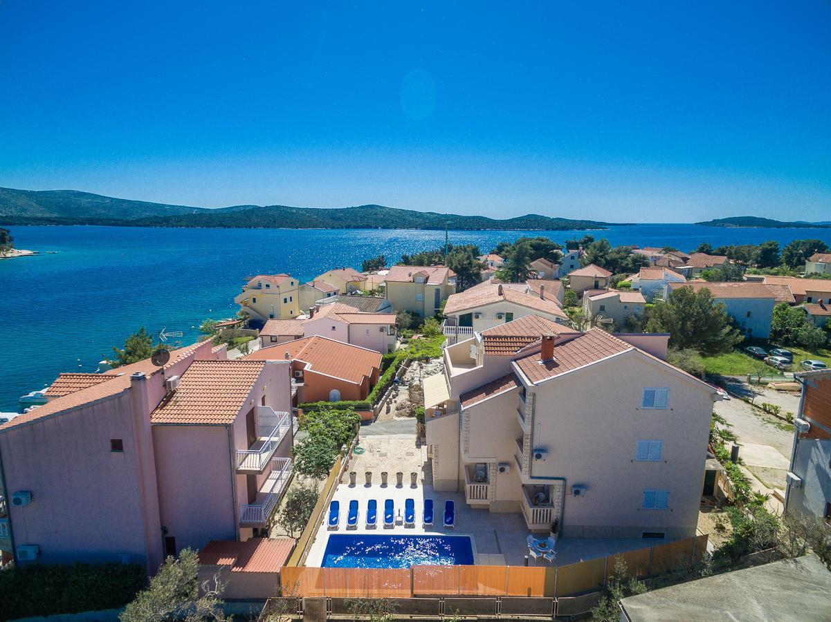 Apartments Pralija Žaborić Eksteriør billede