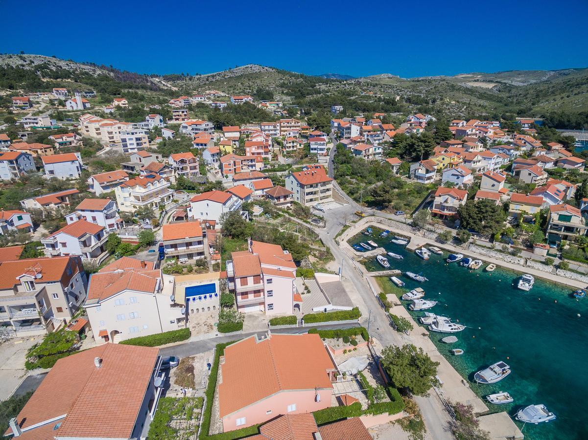 Apartments Pralija Žaborić Eksteriør billede